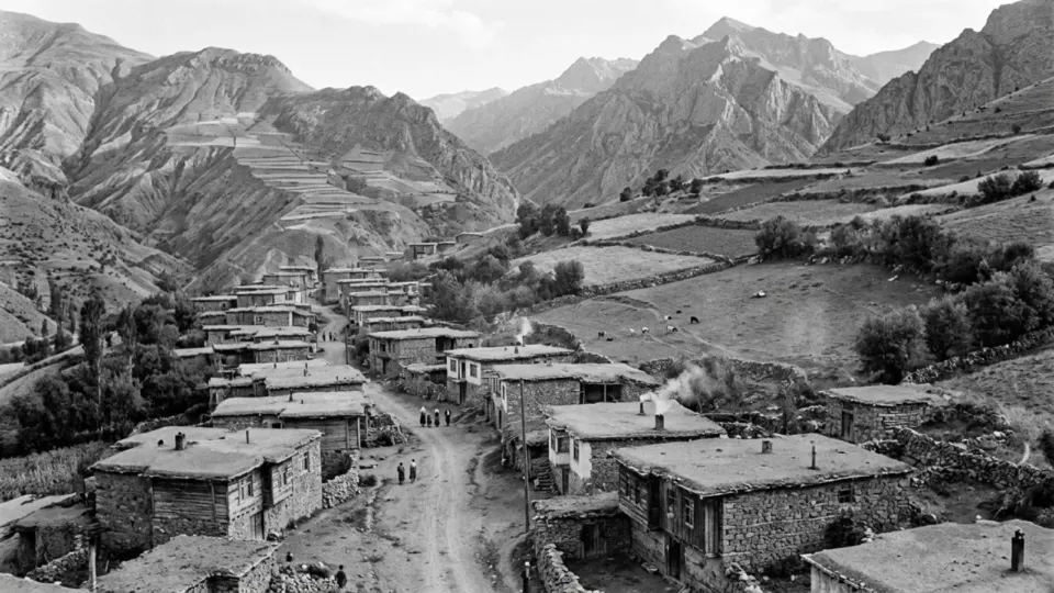 1967'de Pülümür'de bir köy (temsili)