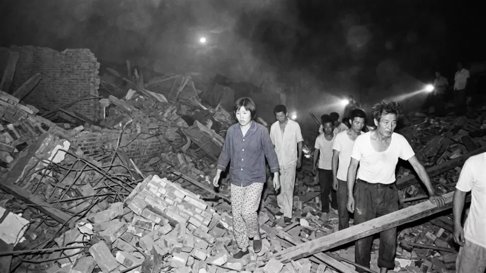 Tangşan deprem gecesi (temsili)