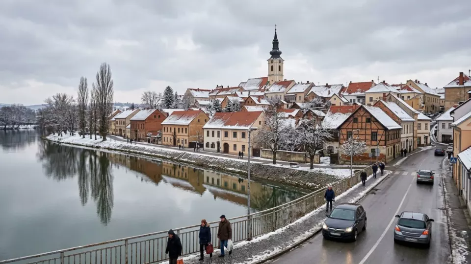Depremden önce Petrinja (temsili)