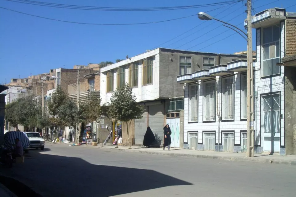 Kangavar'da bir sokak