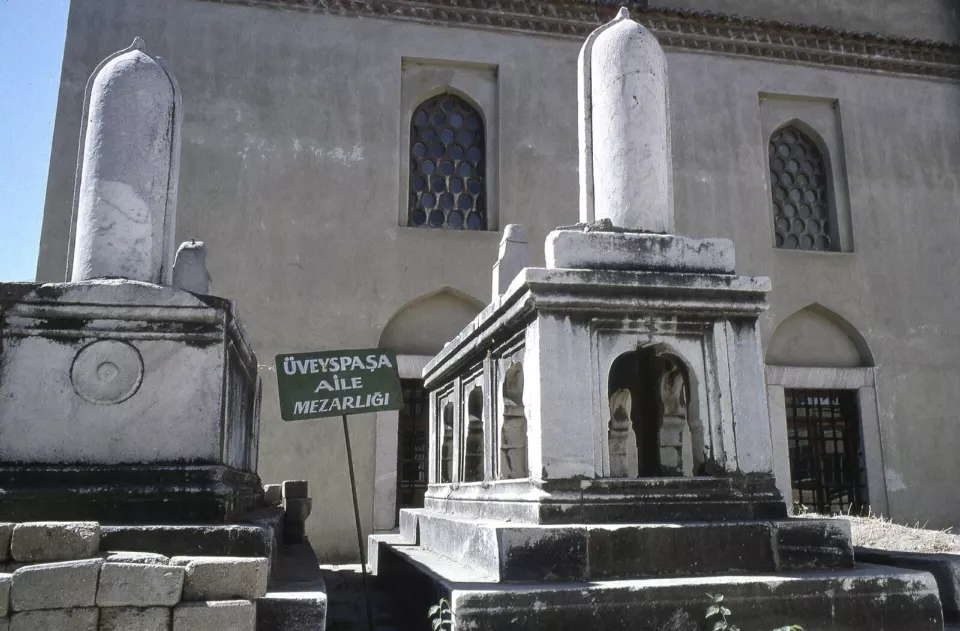 Aydın Üveys Paşa Camii