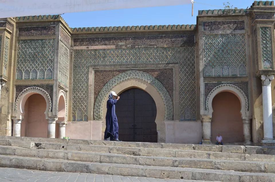 Meknes'te Bab Mansur kapısı