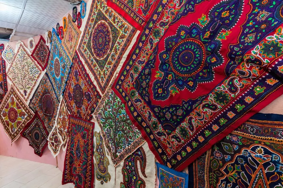Kirman çarşısı