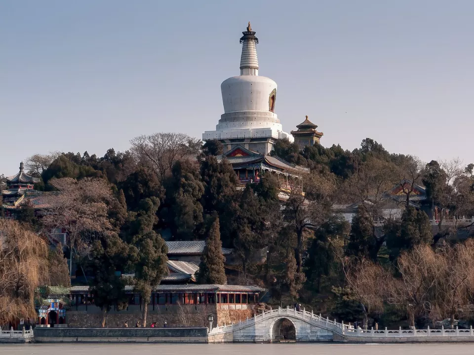 Beihai Beyaz Pagoda