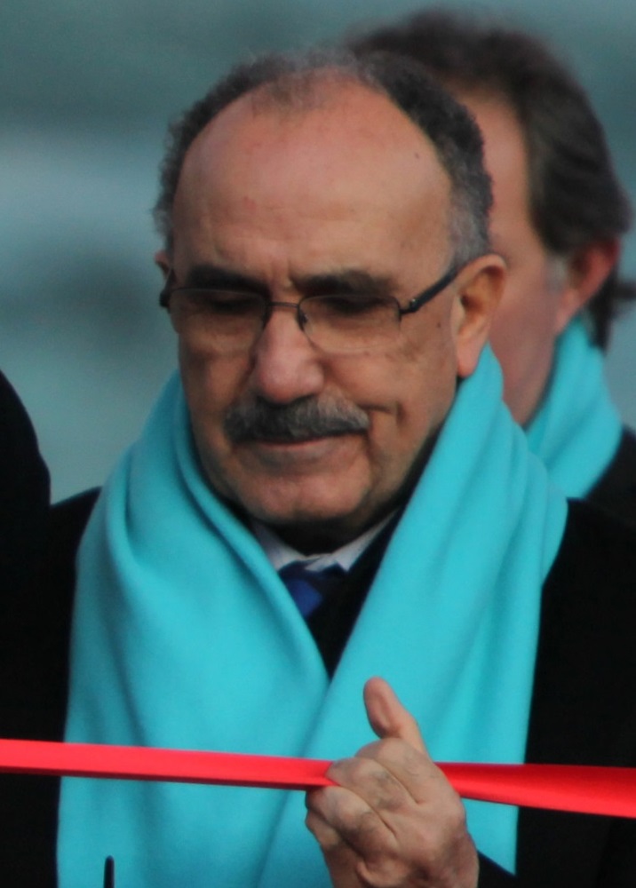 Beşir Atalay portresi