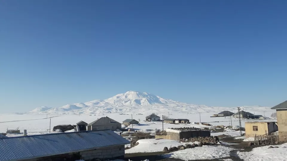 Karlı Süphan Dağı