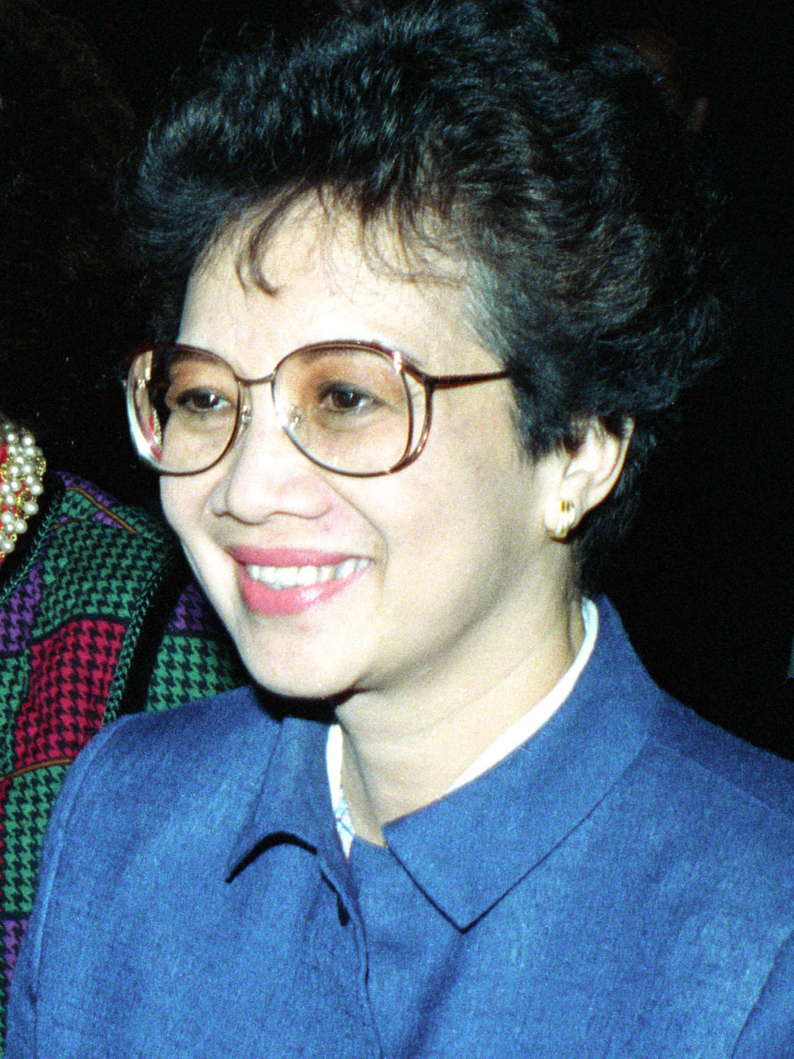 Corazon Aquino portresi