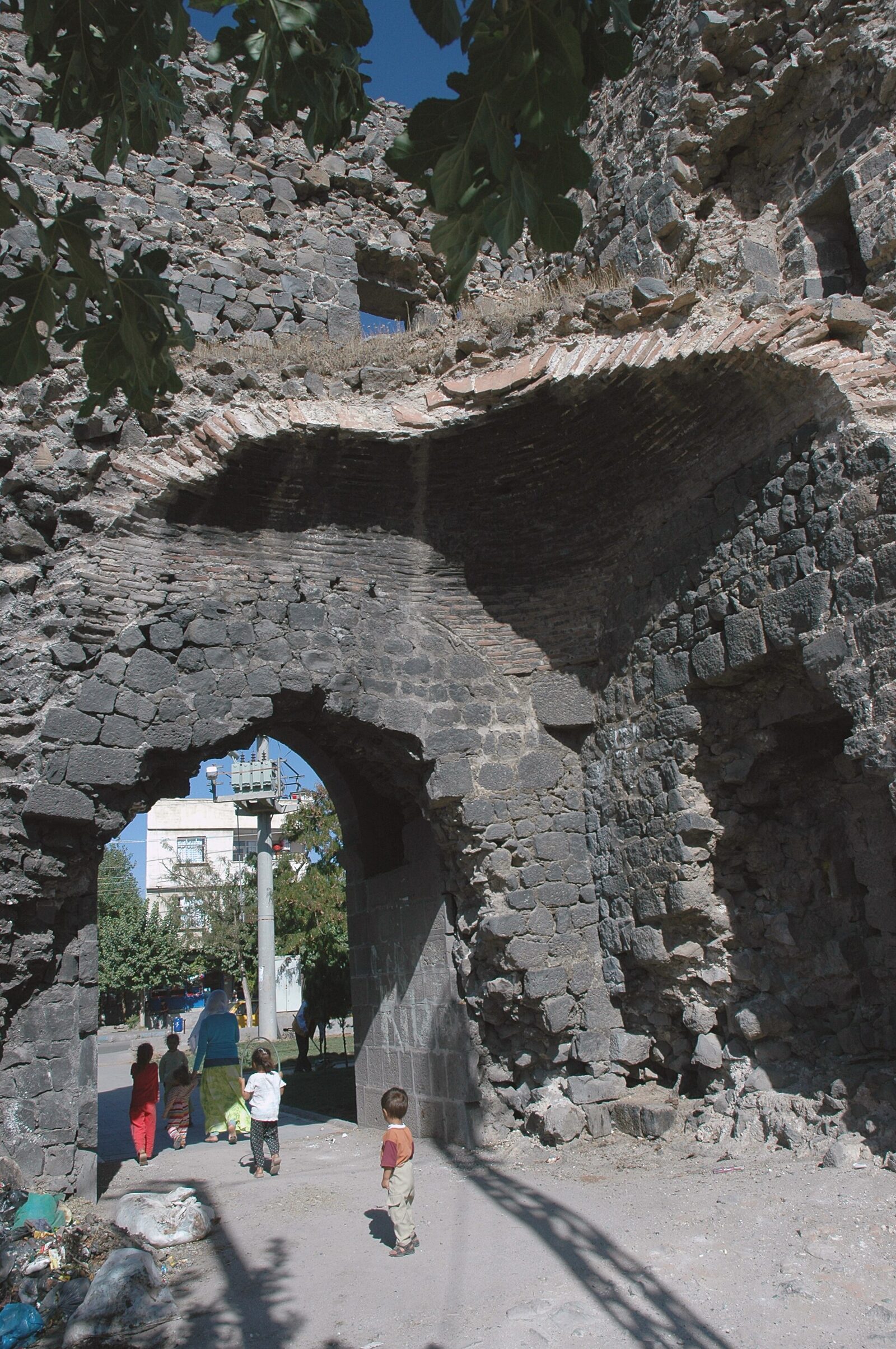 Diyarbakır'ın bazalt surları