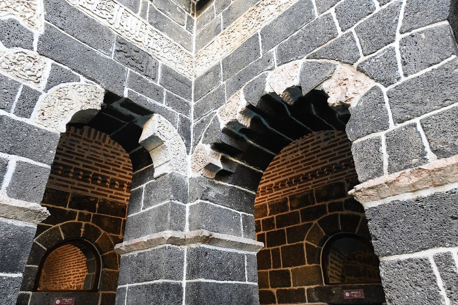 Zinciriye Medresesi