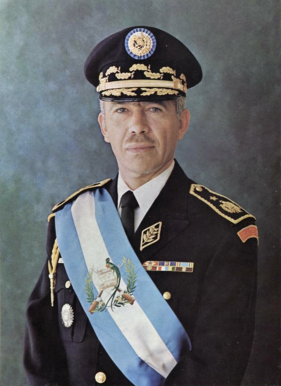 Guatemala Cumhurbaşkanı Kjell Eugenio Laugerud García'nın resmî portresi