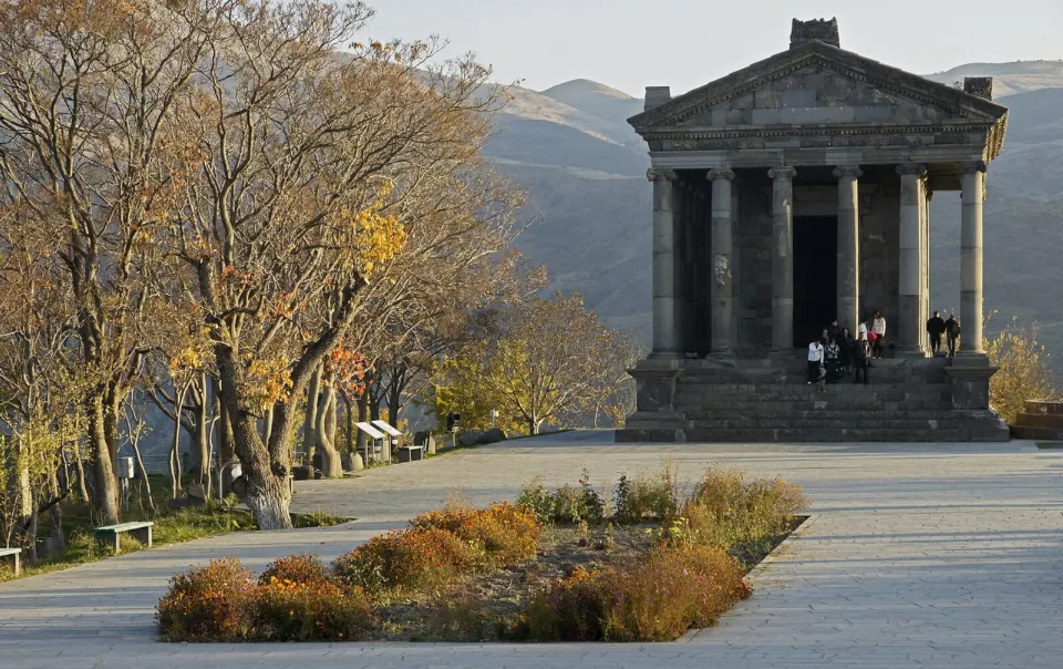 Garni tapınağının bugünkü hâli