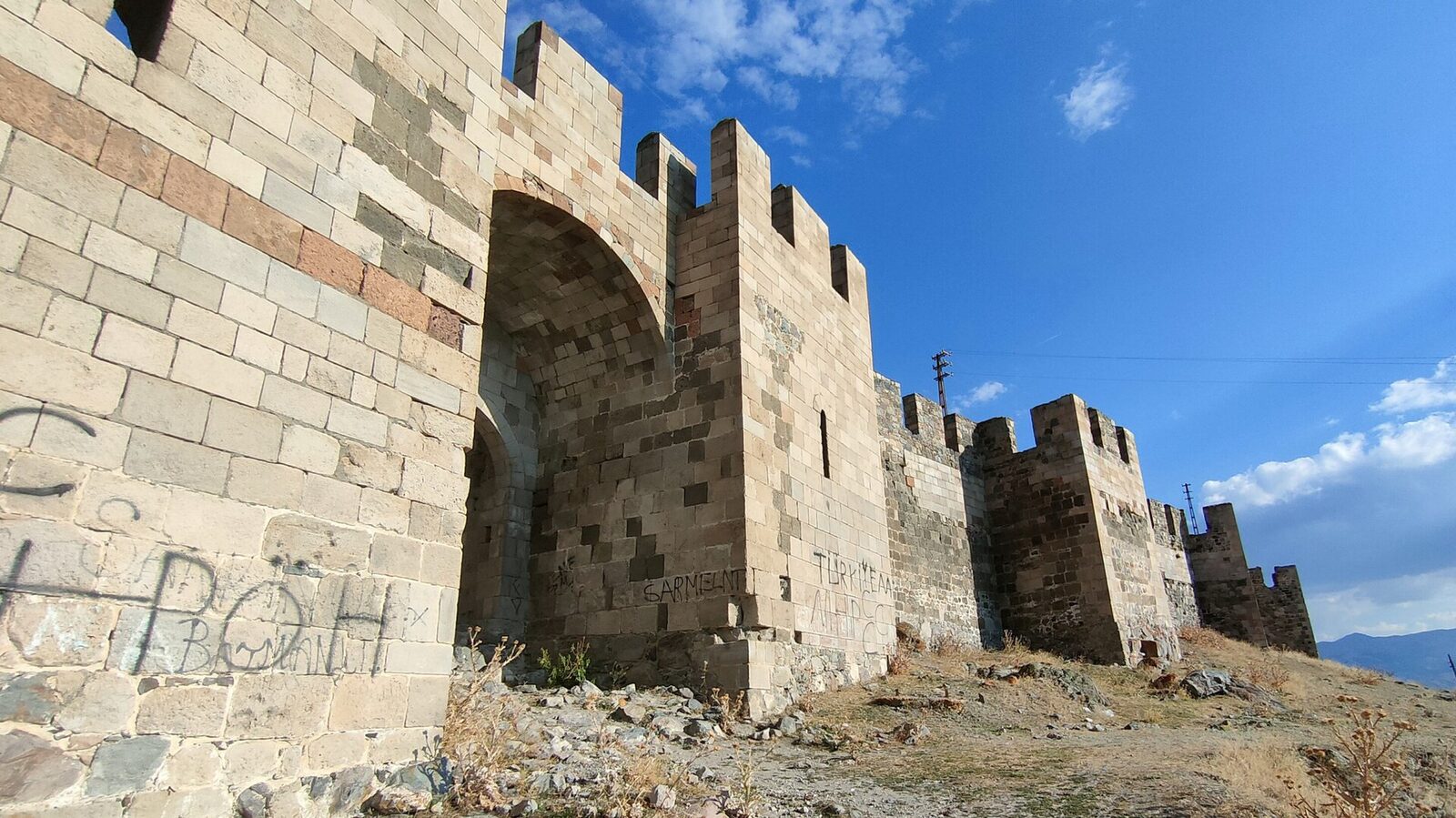 Hasankale Kalesi