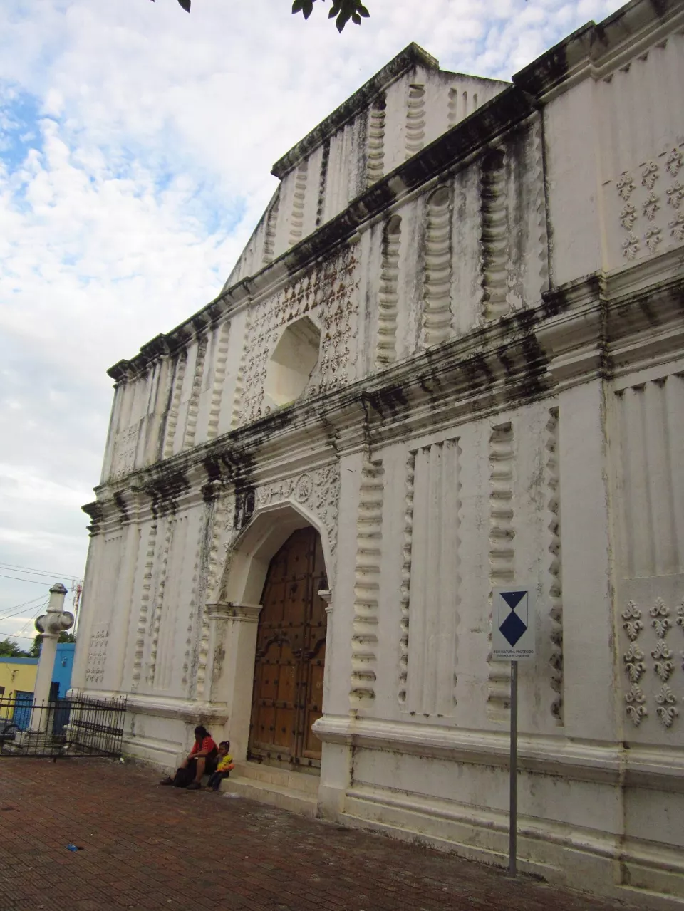 Nuestra Señora del Pilar kilisesi