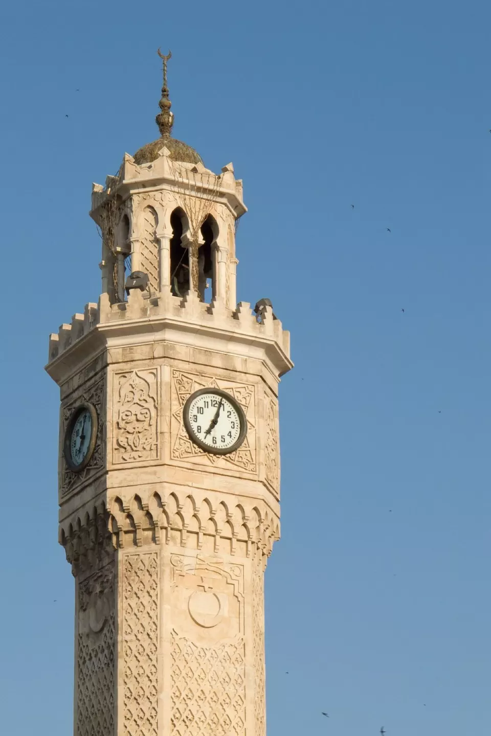 İzmir Konak Saat Kulesi