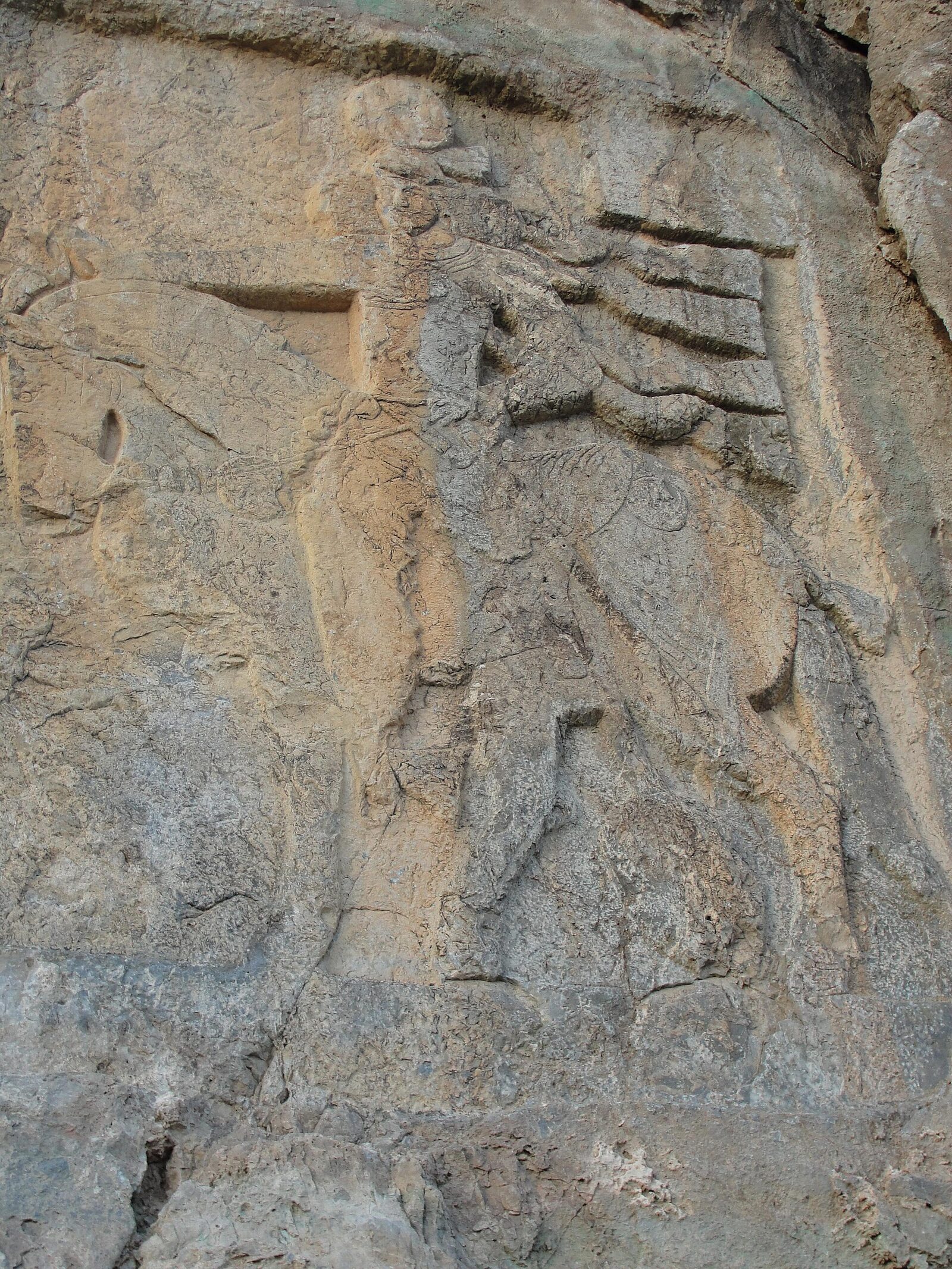 Han Tahtı kaya kabartması