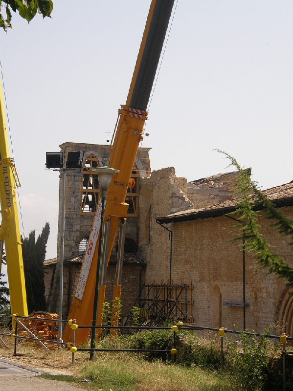 Collemaggio bazilikası hasar