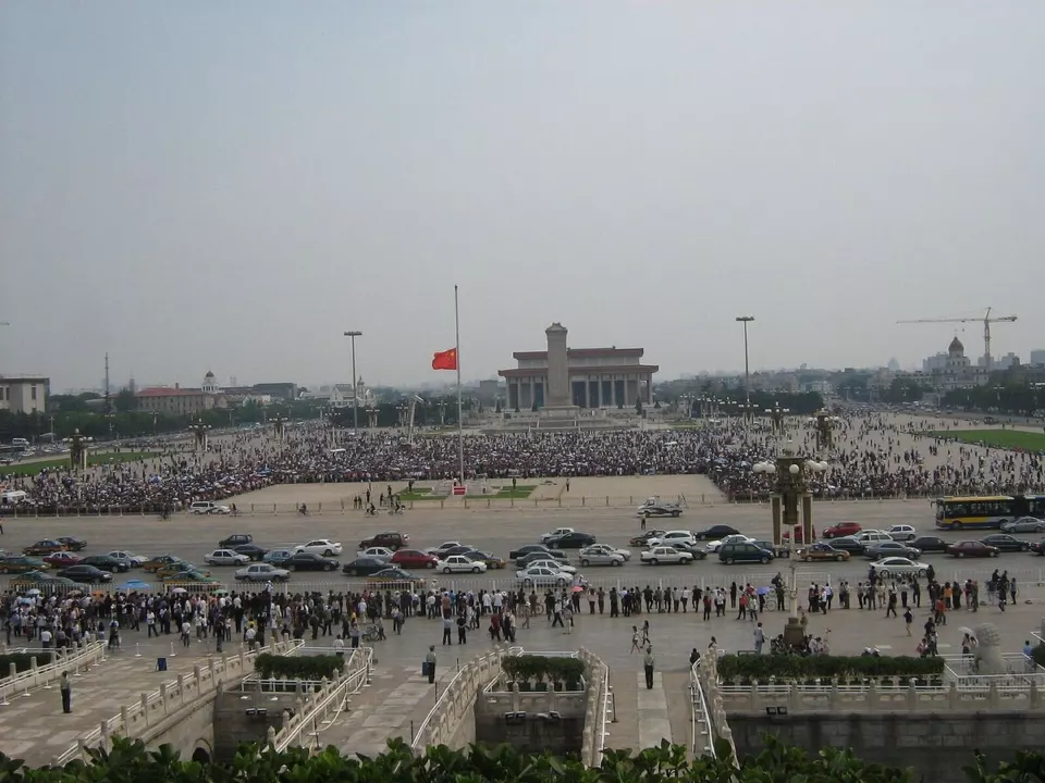 Tiananmen'de ulusal yas