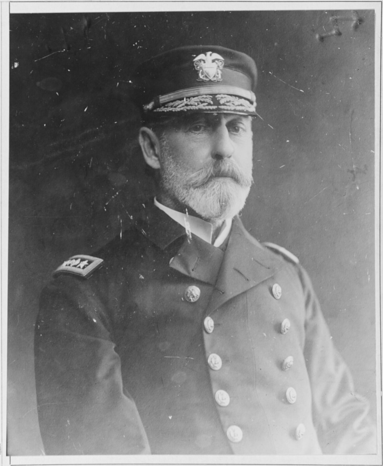 Tuğamiral Charles H. Davis portresi