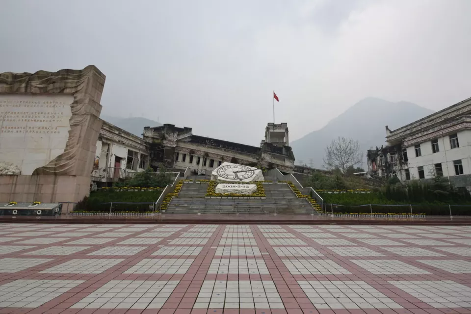 Xuankou Ortaokulu yıkıntısı