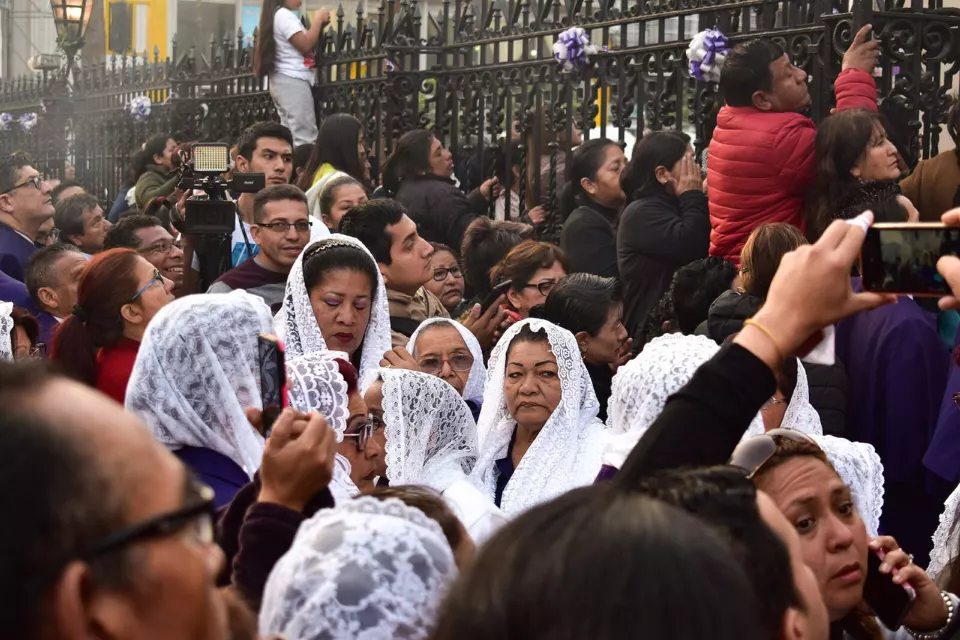 Señor de los Milagros alayı