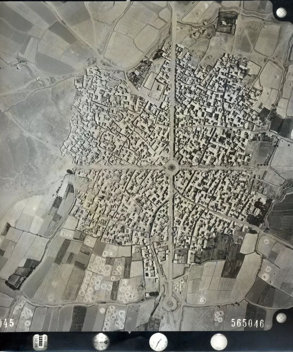 Sonqor'un havadan eski bir görünümü