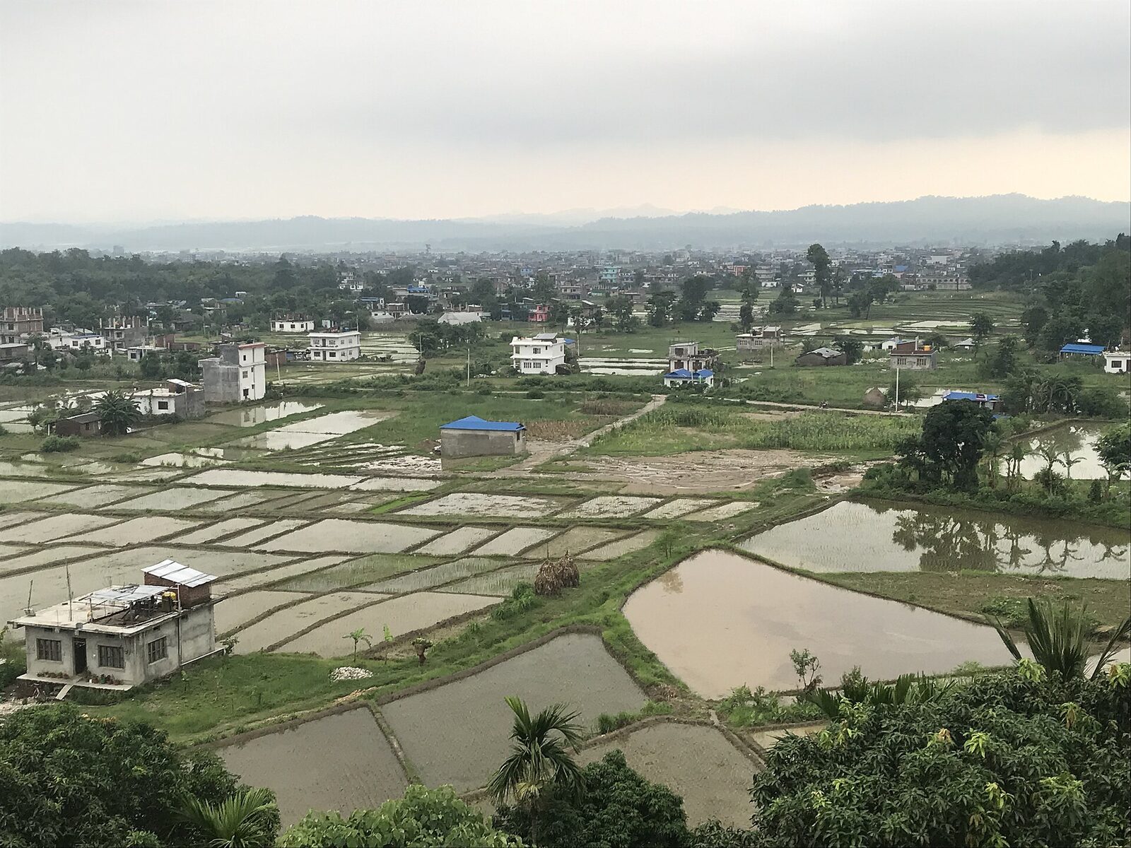 Gaighat ve Triyuga vadisi