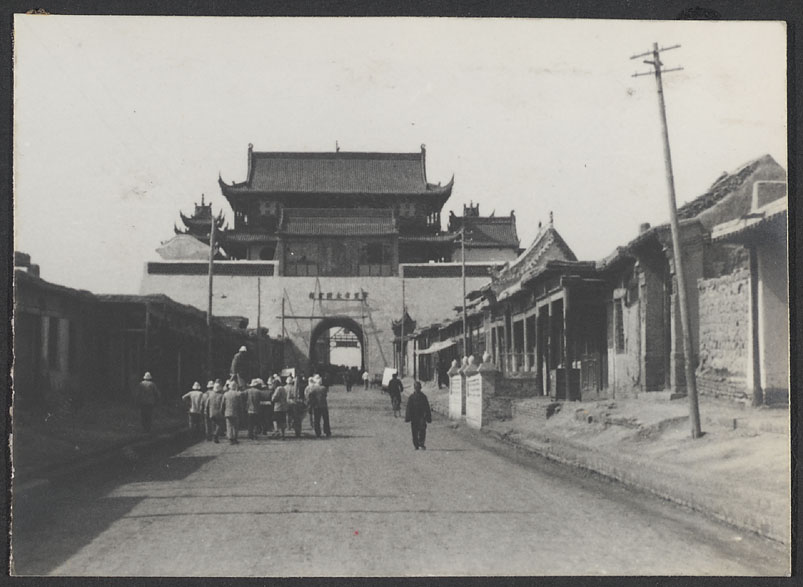1930'larda Ningxia şehrinde Davul Kulesi
